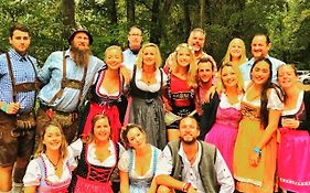 Munich Camping, Glamping & Dorms